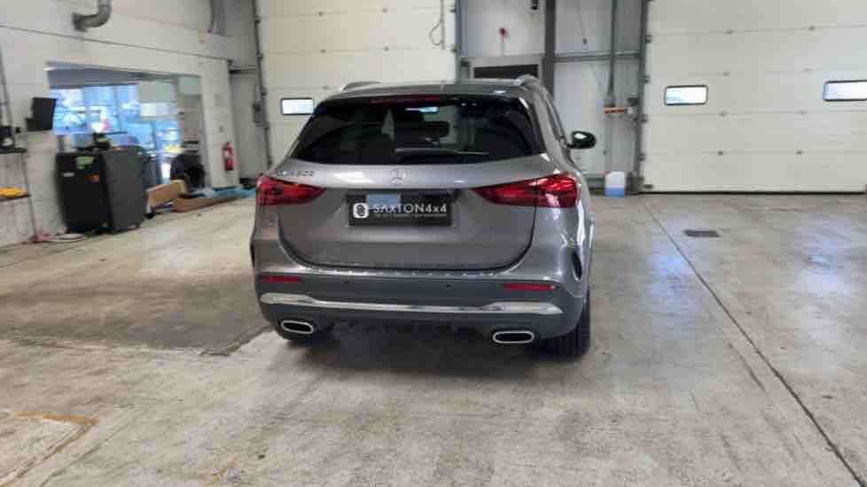 More views of Mercedes-Benz GLA