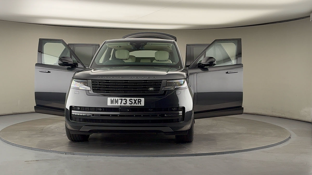 More views of Land Rover Range Rover