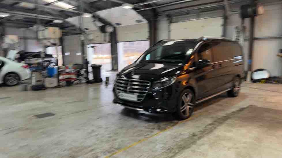 More views of Mercedes-Benz V Class