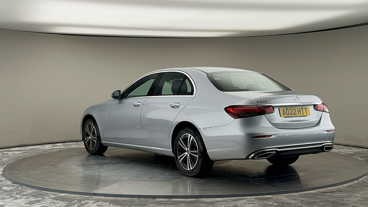 Mercedes-Benz E Class Image 2