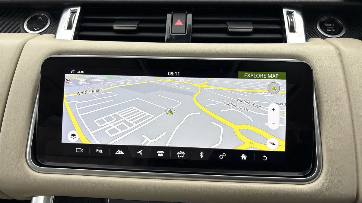 Land Rover Range Rover Sport Image 17