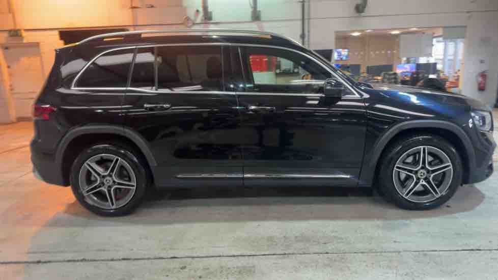 More views of Mercedes-Benz GLB
