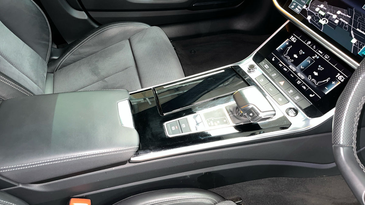 Audi A6 Avant Image 18