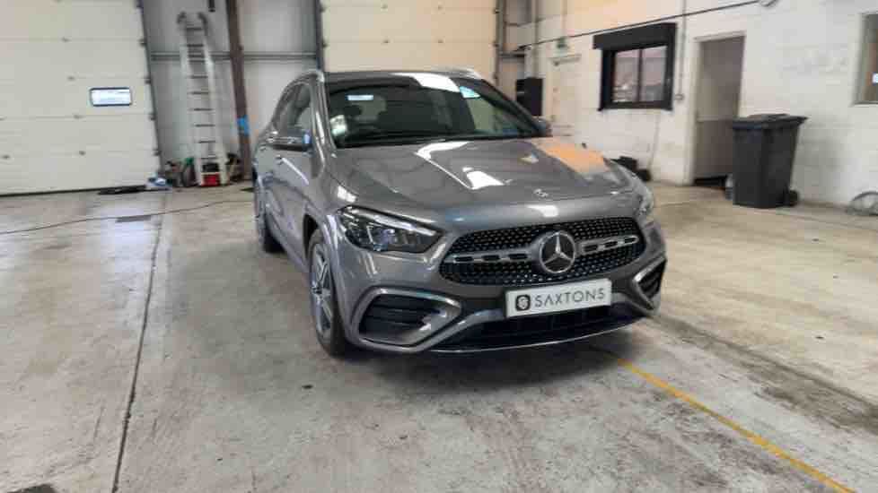 More views of Mercedes-Benz GLA
