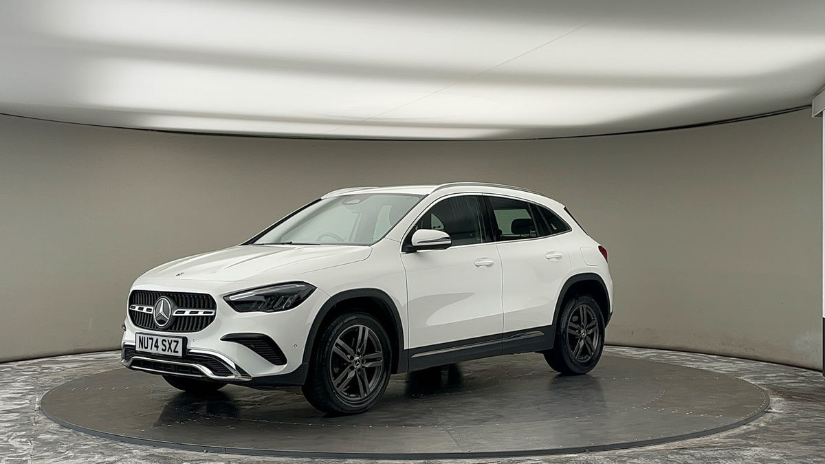 Mercedes-Benz GLA Image 20