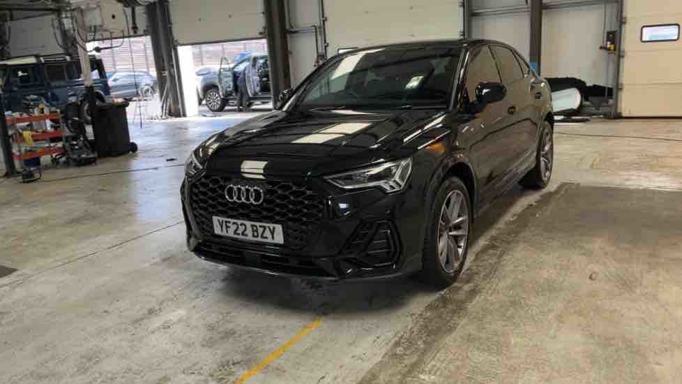 More views of Audi Q3
