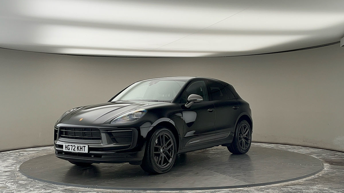 More views of Porsche Macan