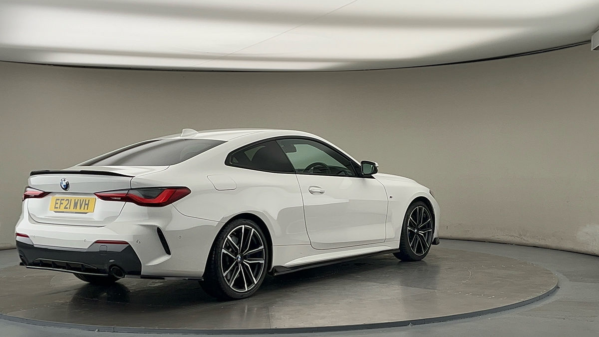 BMW 4 Series Image 21