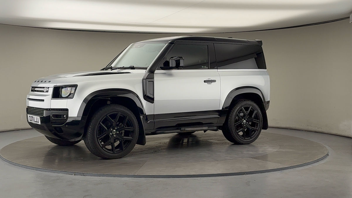 More views of Land Rover Defender 90
