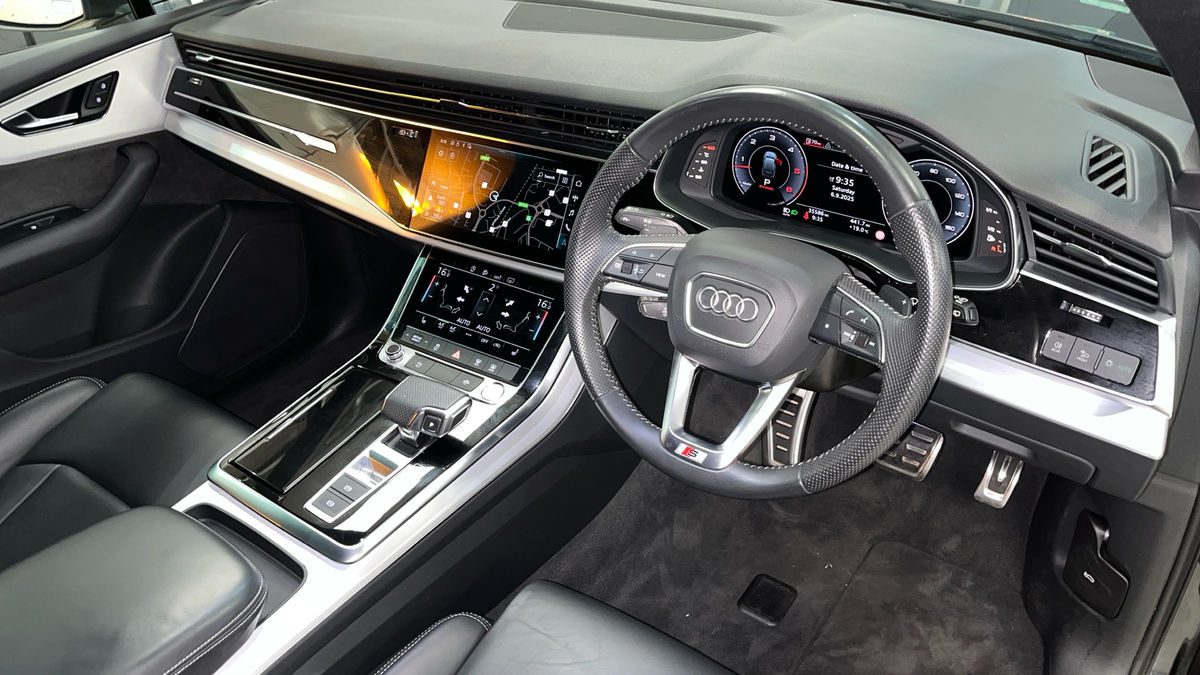Audi Q7 Image 5