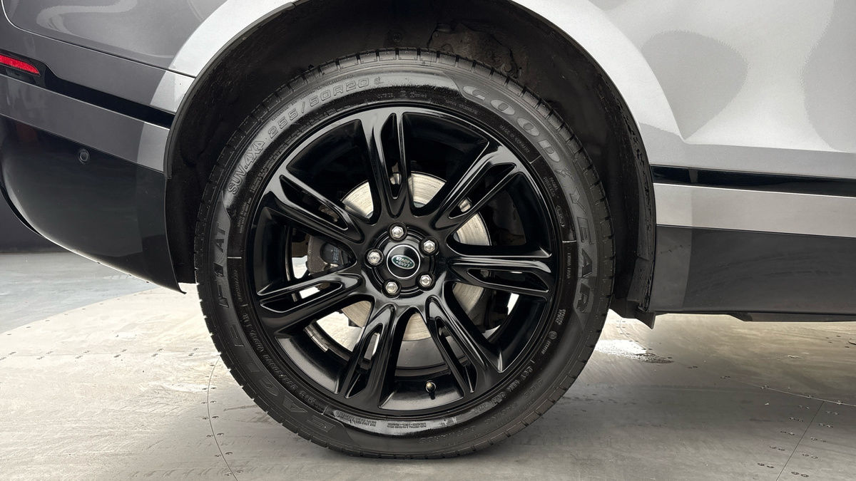 Land Rover Range Rover Velar Image 10