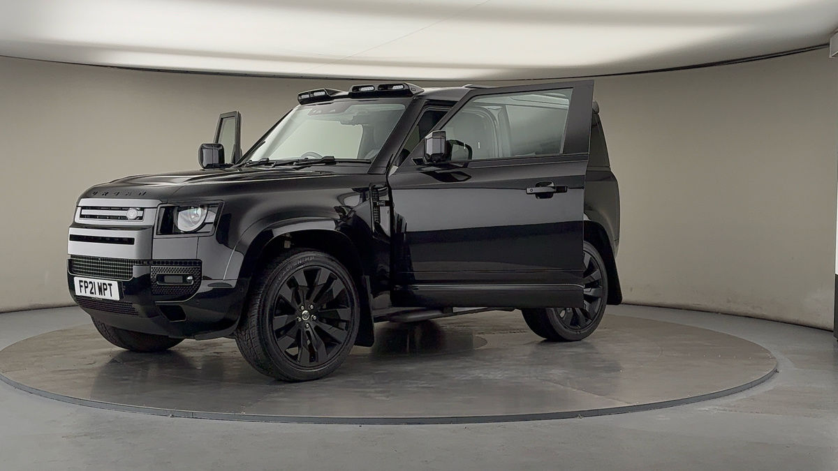 Land Rover Defender 90 Urban Image 22