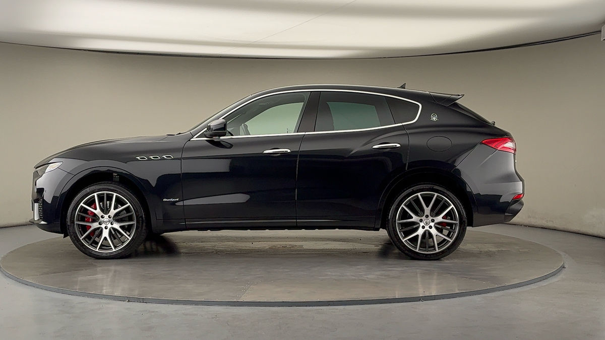Maserati Levante Image 15