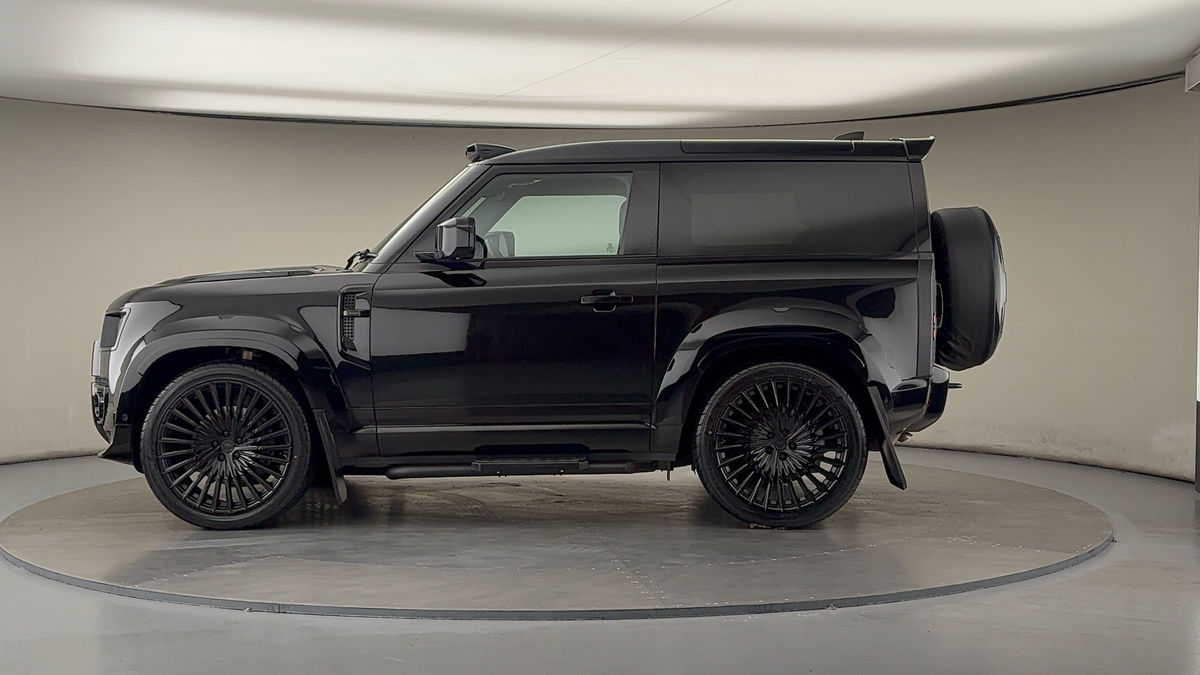 Land Rover Defender 90 Urban Image 15