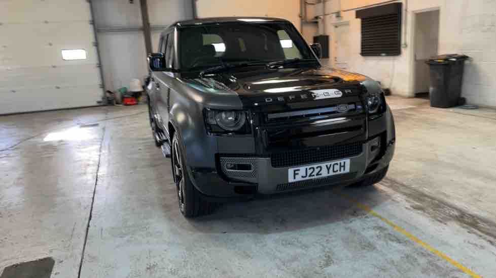 More views of Land Rover Defender 110