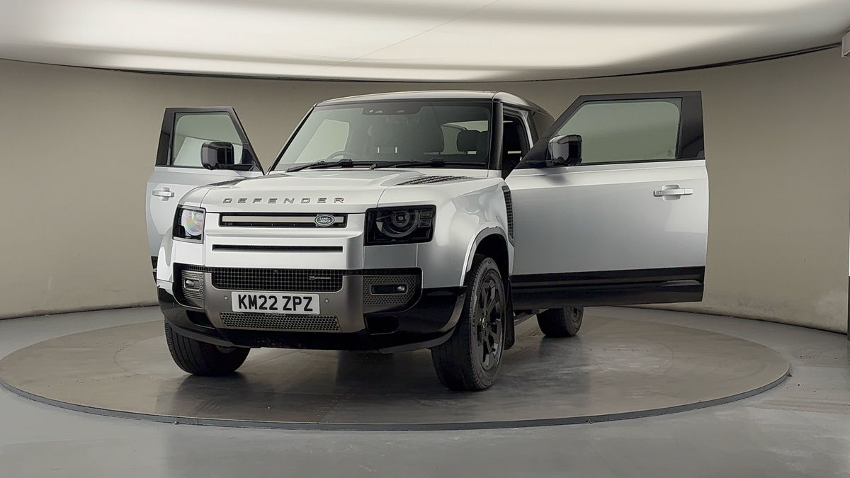More views of Land Rover Defender 90