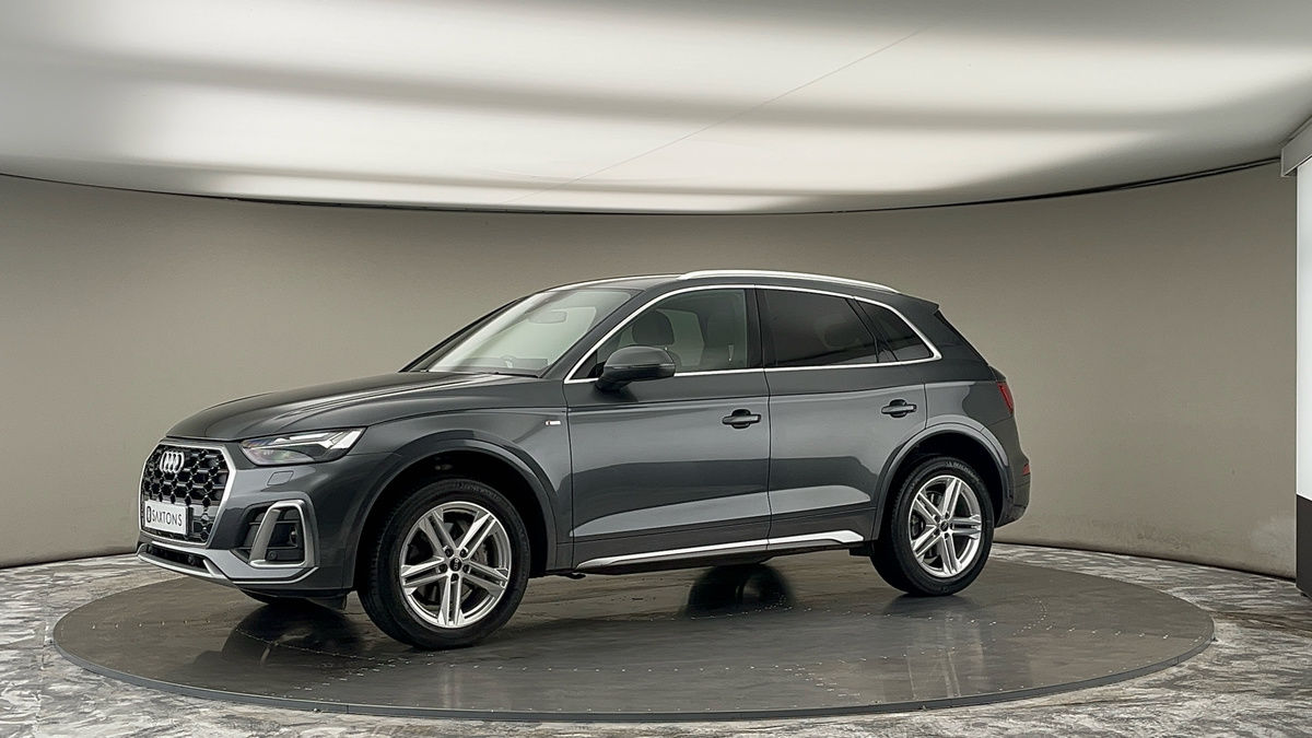 More views of Audi Q5