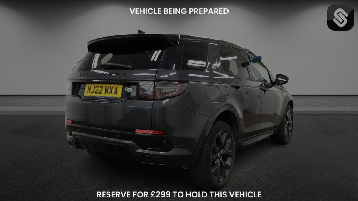 Land Rover Discovery Sport Image 8
