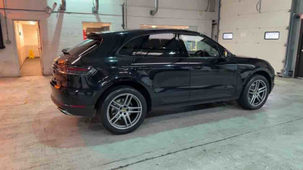 More views of Porsche Macan