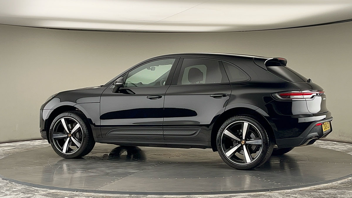 More views of Porsche Macan