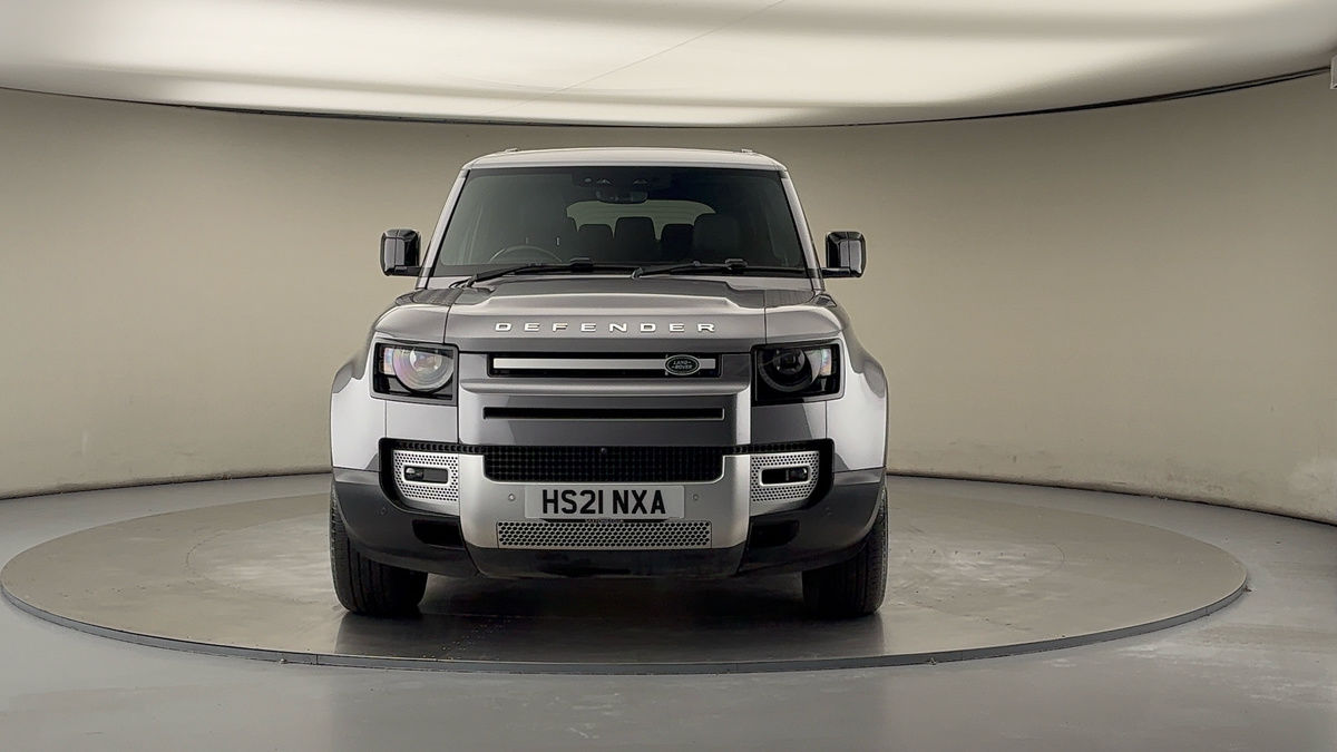 Land Rover Defender 110 Image 3
