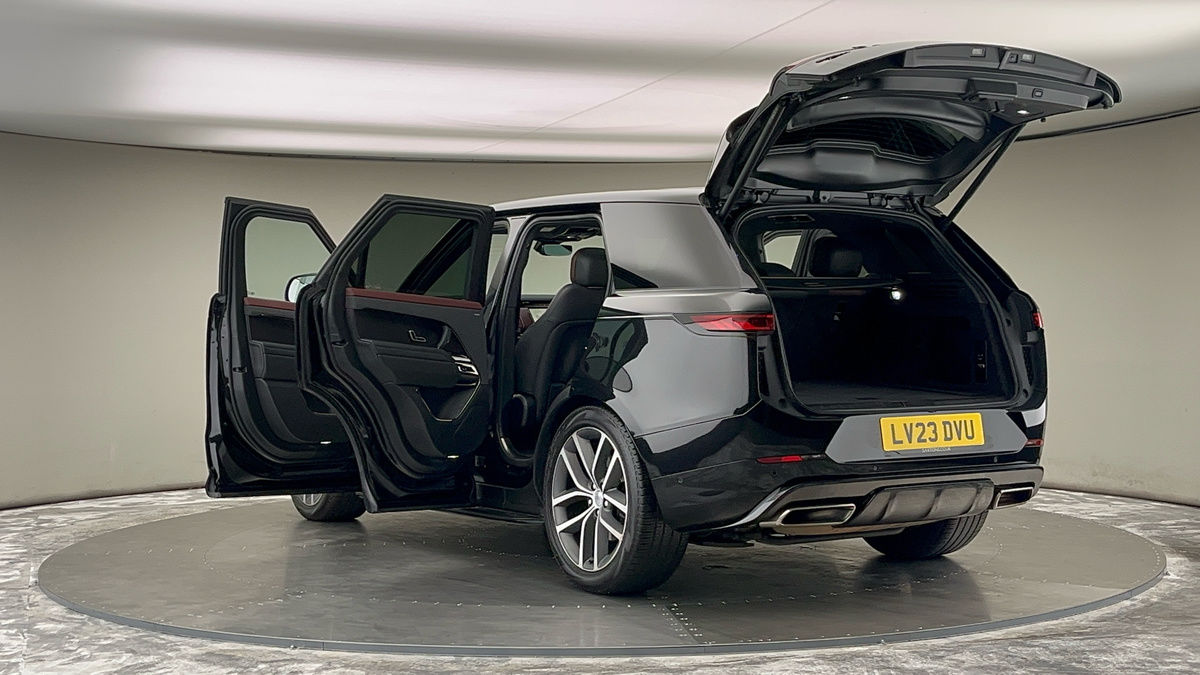 Land Rover Range Rover Sport Image 23