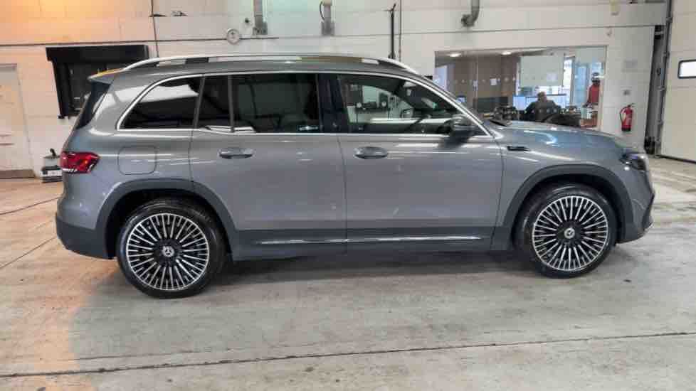 More views of Mercedes-Benz EQB