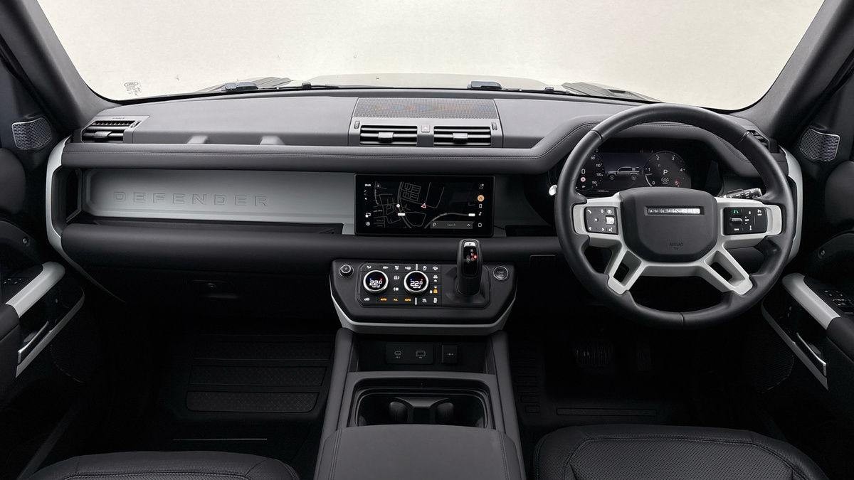Land Rover Defender 110 Urban Image 12