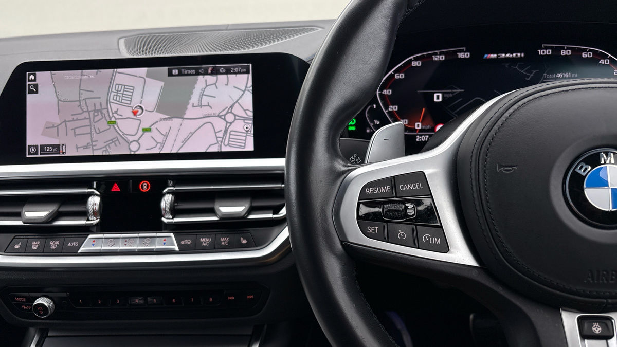 BMW 3 Series Image 13