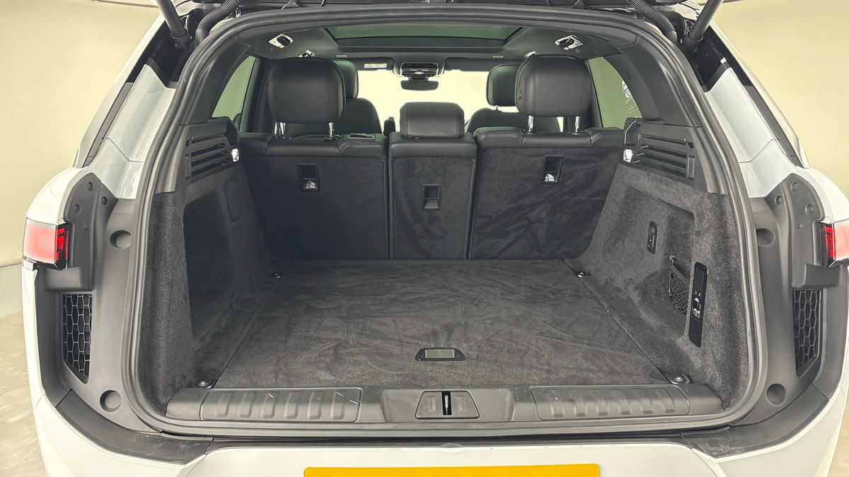 Land Rover Range Rover Sport Image 11