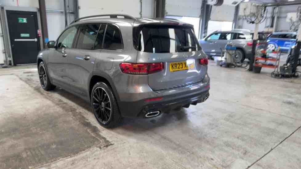 More views of Mercedes-Benz GLB
