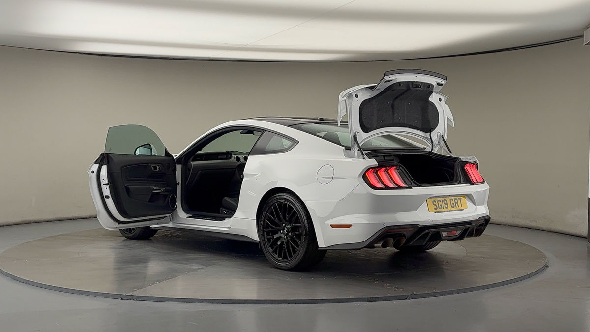 More views of Ford Mustang
