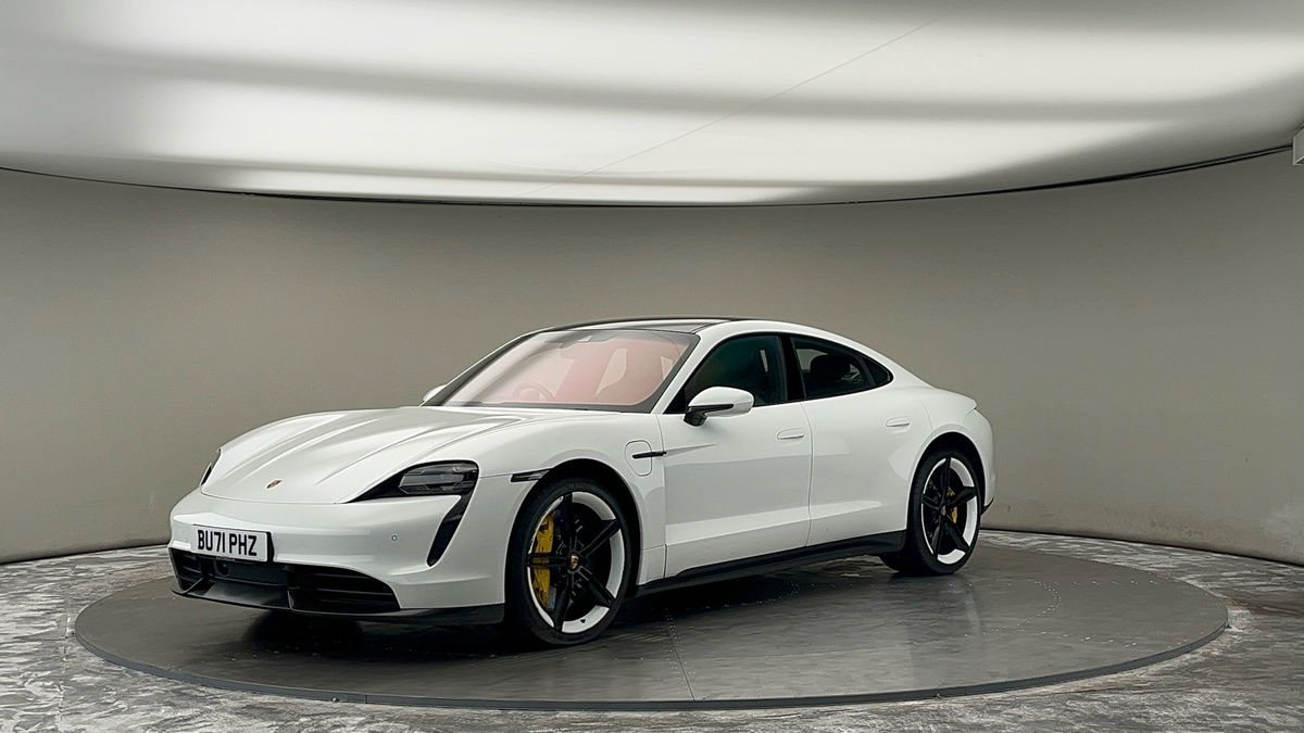 Porsche Taycan Image 20