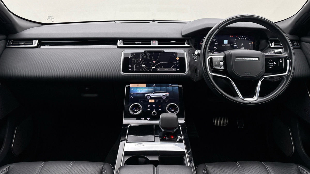 Land Rover Range Rover Velar Image 12