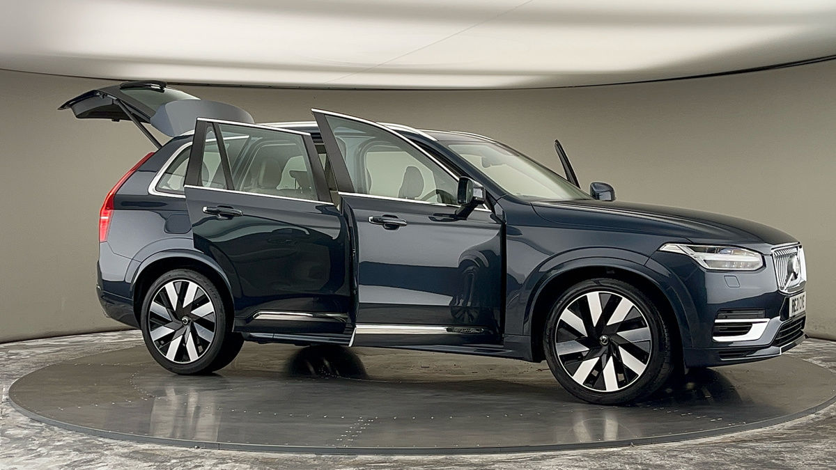 More views of Volvo XC90