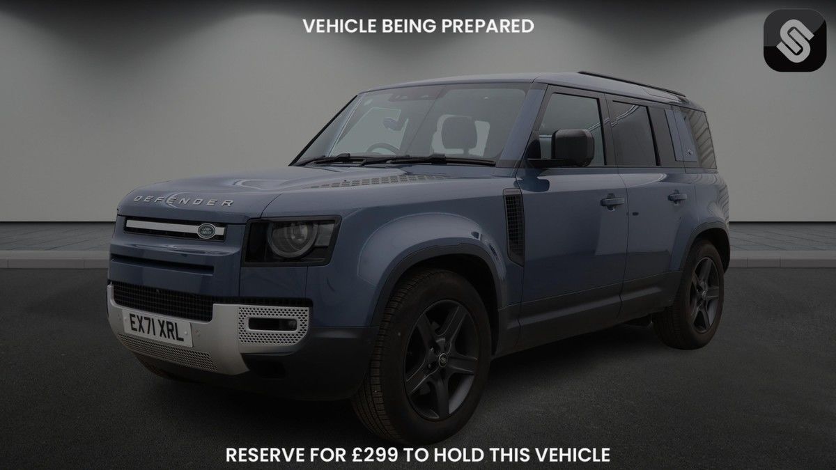 Land Rover Defender 110 Image 2