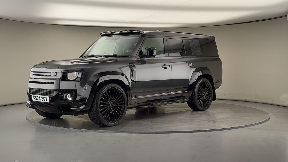 Land Rover Defender 130 Urban Image 20