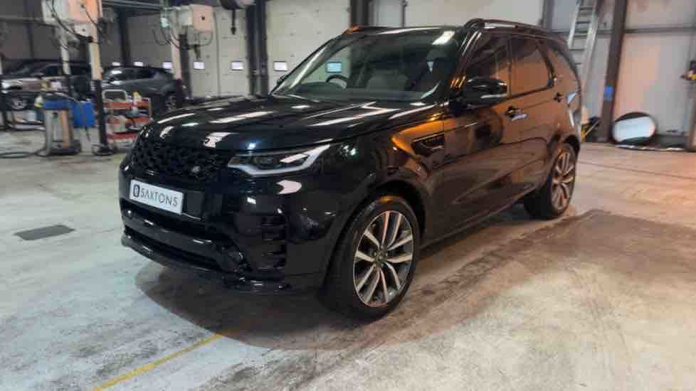 More views of Land Rover Discovery