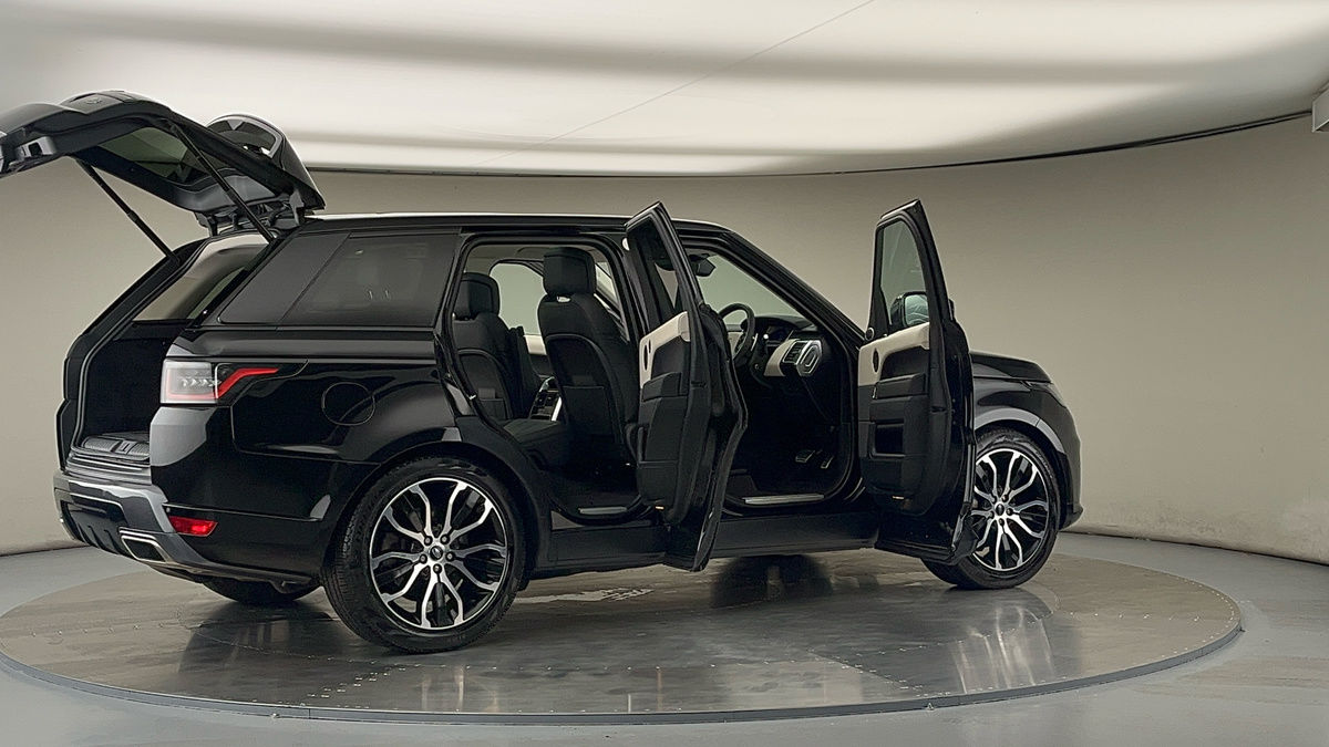 More views of Land Rover Range Rover Sport