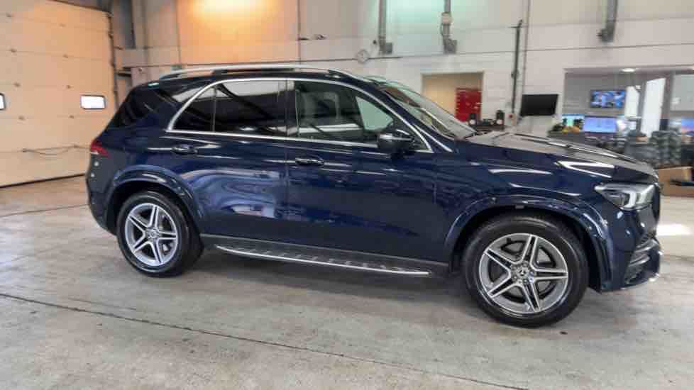 More views of Mercedes-Benz GLE