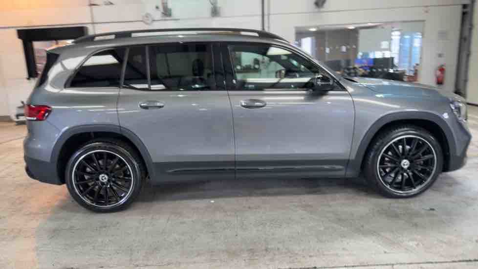 More views of Mercedes-Benz GLB