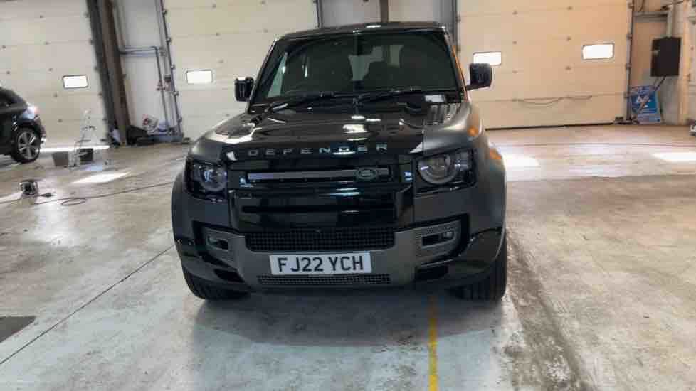More views of Land Rover Defender 110