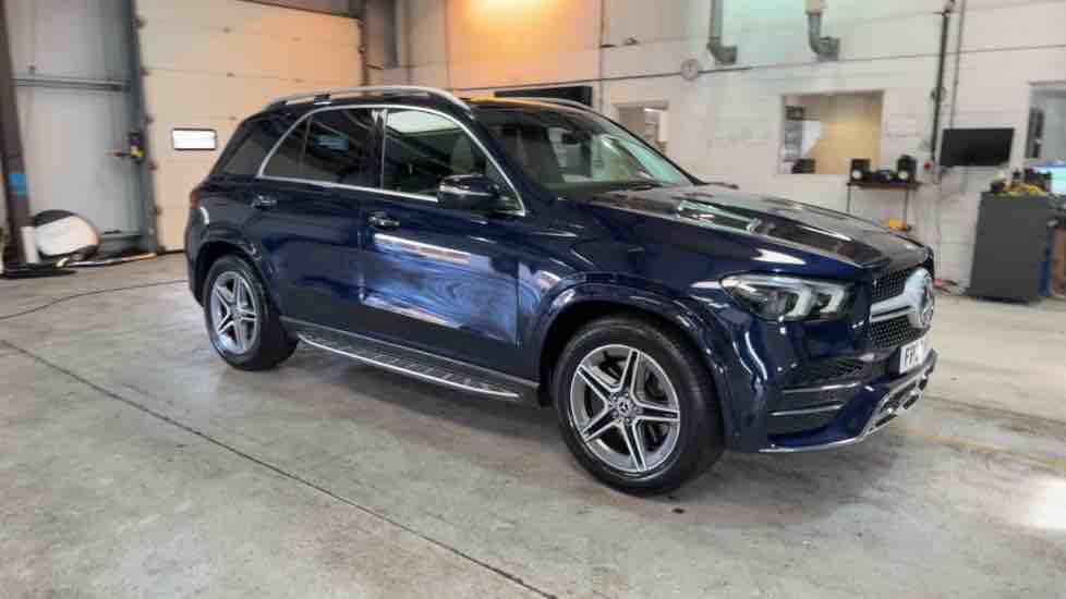 More views of Mercedes-Benz GLE
