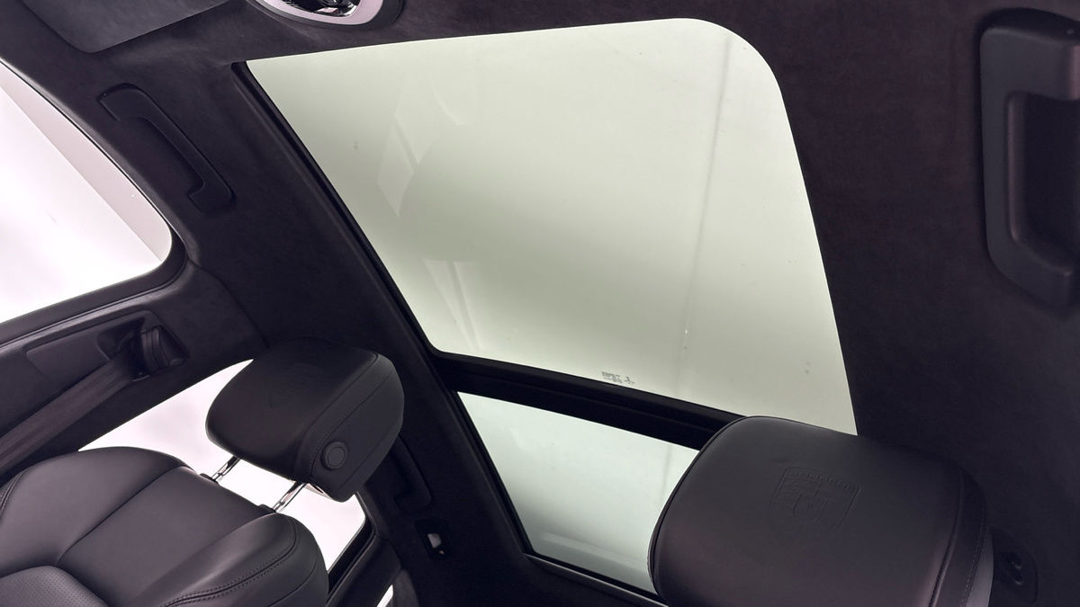 Porsche Macan Image 6