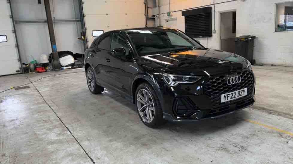 More views of Audi Q3