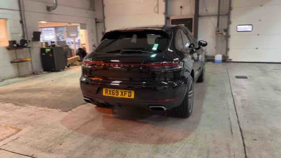 More views of Porsche Macan