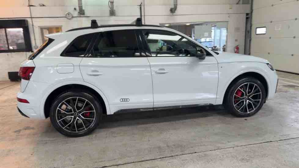 More views of Audi Q5
