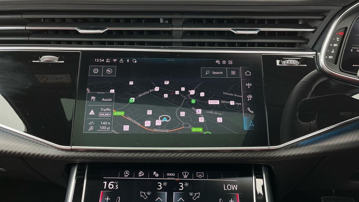 Audi SQ7 Image 17