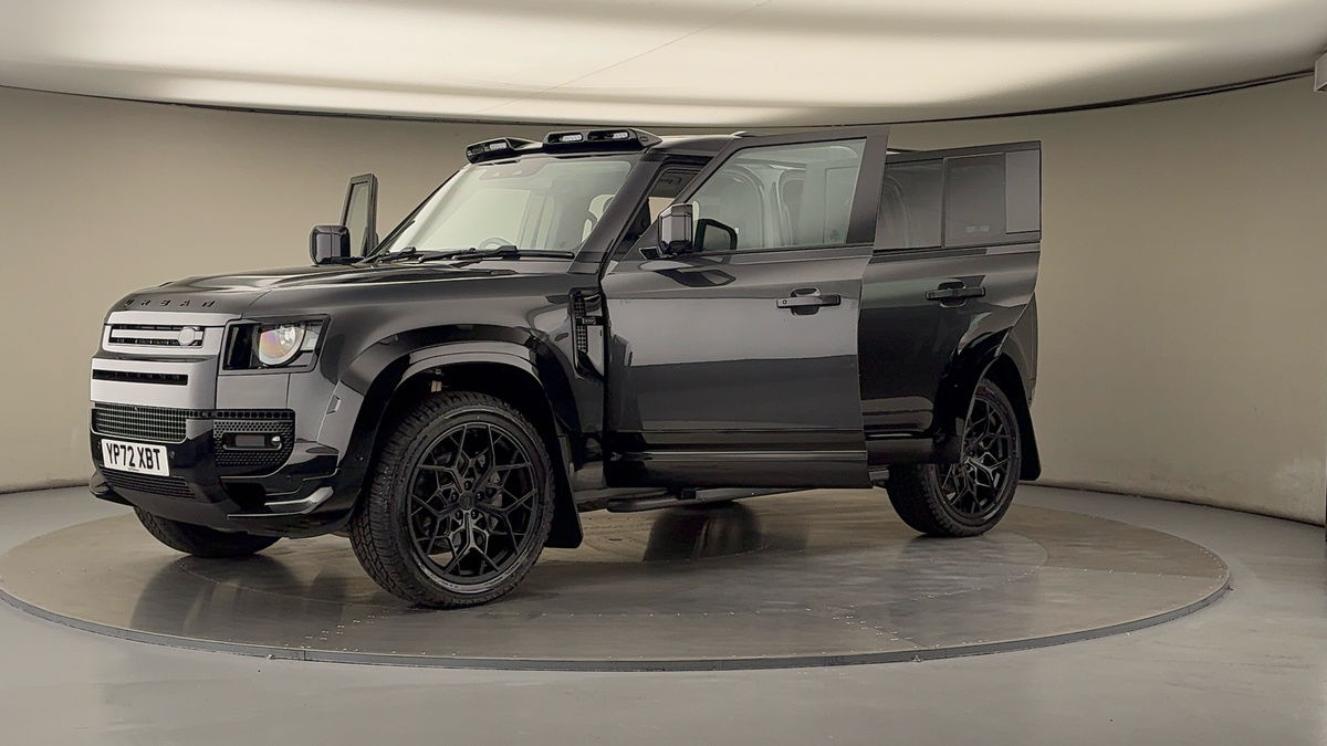 Land Rover Defender 110 Urban Image 22