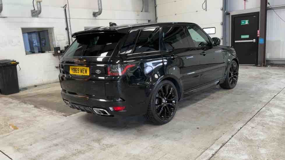 More views of Land Rover Range Rover Sport